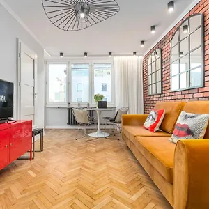 Zielna By Your Freedom Apartment Warsaw